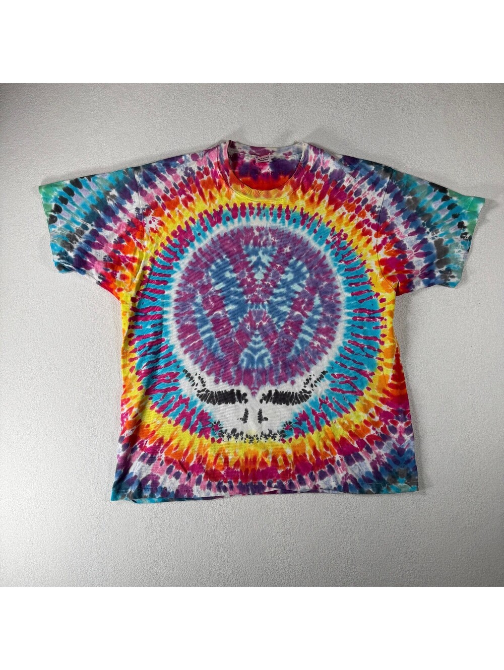 Vintage 90s Tie Dye Grateful Dead T-Shirt VW Logo Fruit of loom Size XL